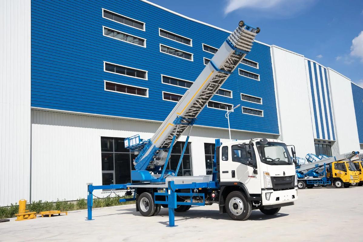 蠡县小型云梯车上料车租赁多少钱